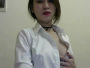 越南擦邊小妞直播對美乳打斷肋骨熬湯都值